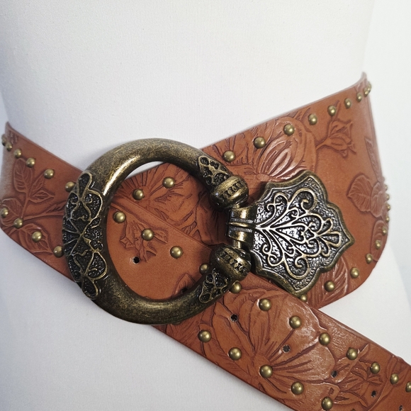 Brown Studded Belt with Brass Color Buckle - Picture 5 of 10